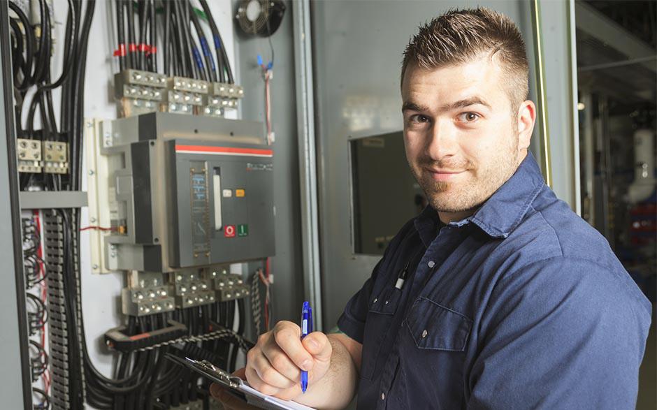 recherche travail électricien bâtiment Paris 7