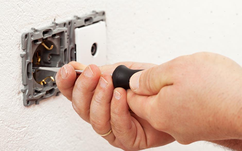 recherche travail électricien bâtiment Paris 7